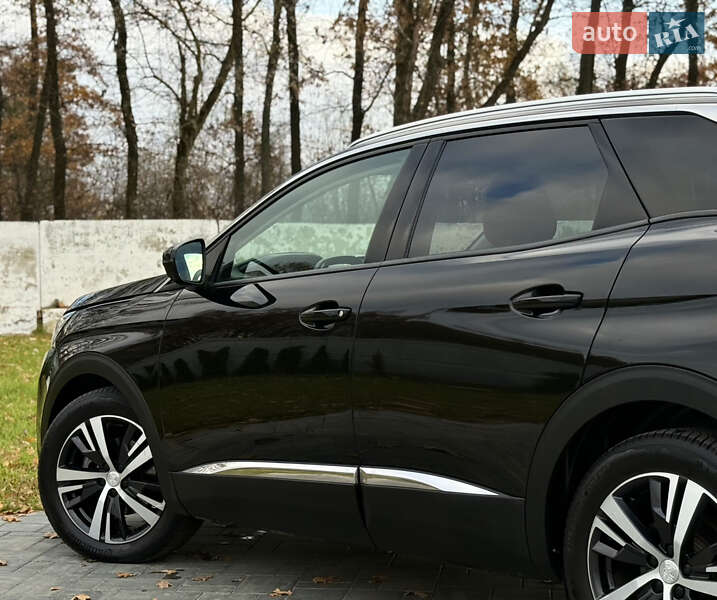 Внедорожник / Кроссовер Peugeot 3008 2017 в Луцке