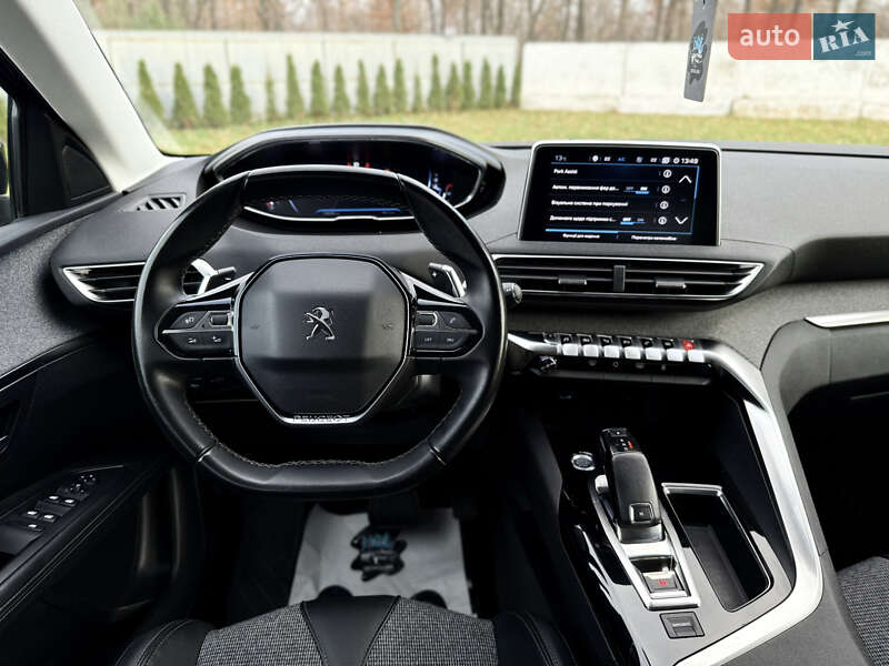 Внедорожник / Кроссовер Peugeot 3008 2017 в Луцке
