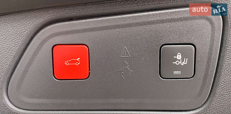 Внедорожник / Кроссовер Peugeot 3008 2020 в Львове