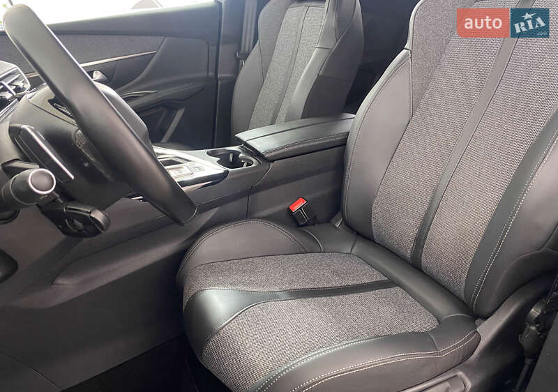Внедорожник / Кроссовер Peugeot 3008 2020 в Львове