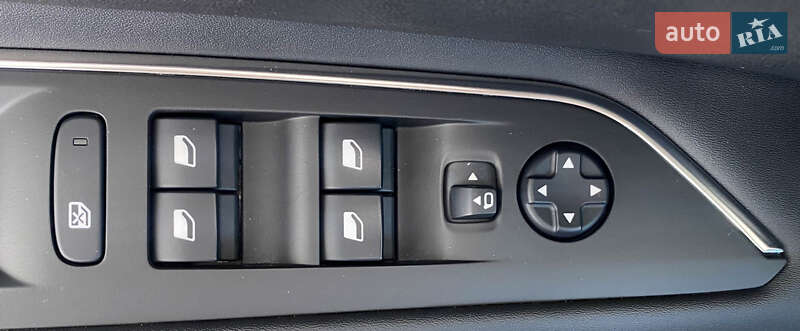 Внедорожник / Кроссовер Peugeot 3008 2020 в Львове