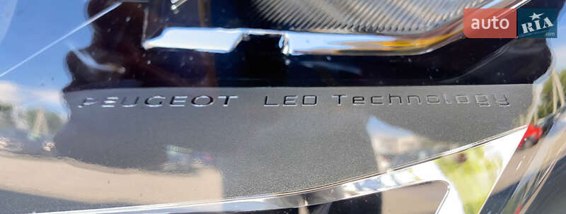 Внедорожник / Кроссовер Peugeot 3008 2020 в Львове