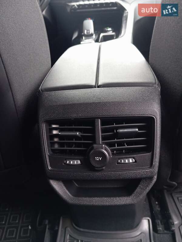 Внедорожник / Кроссовер Peugeot 3008 2019 в Киеве фото 36 Внедорожник / Кроссовер Peugeot 3008 2019 в Киеве