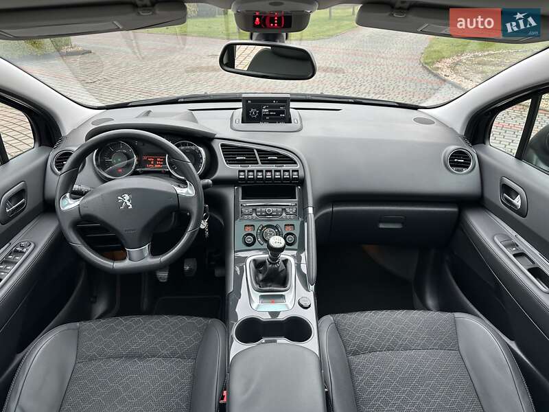 Внедорожник / Кроссовер Peugeot 3008 2016 в Луцке