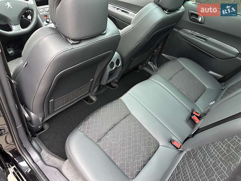 Внедорожник / Кроссовер Peugeot 3008 2016 в Луцке