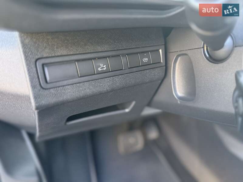 Внедорожник / Кроссовер Peugeot 3008 2017 в Киеве