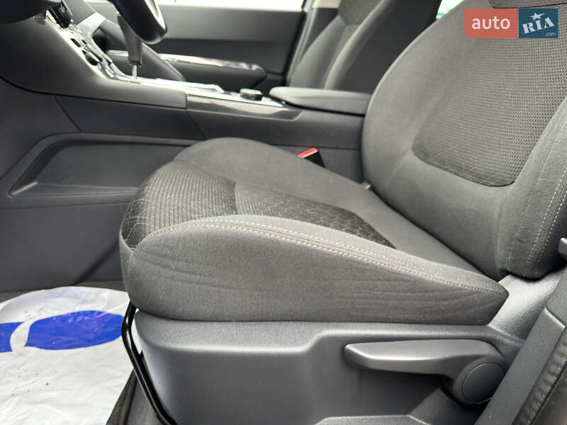 Внедорожник / Кроссовер Peugeot 3008 2015 в Киеве фото 27 Внедорожник / Кроссовер Peugeot 3008 2015 в Киеве