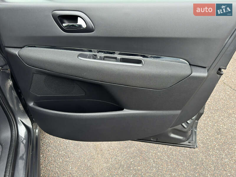 Внедорожник / Кроссовер Peugeot 3008 2015 в Киеве фото 34 Внедорожник / Кроссовер Peugeot 3008 2015 в Киеве