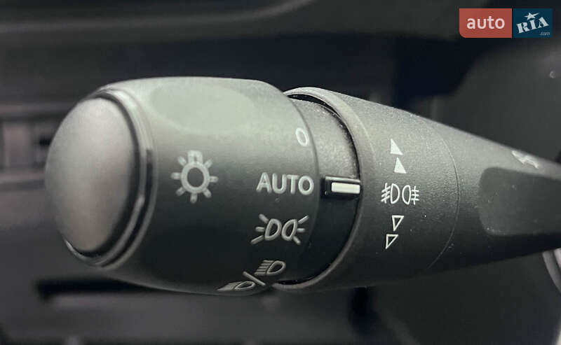 Внедорожник / Кроссовер Peugeot 3008 2019 в Львове