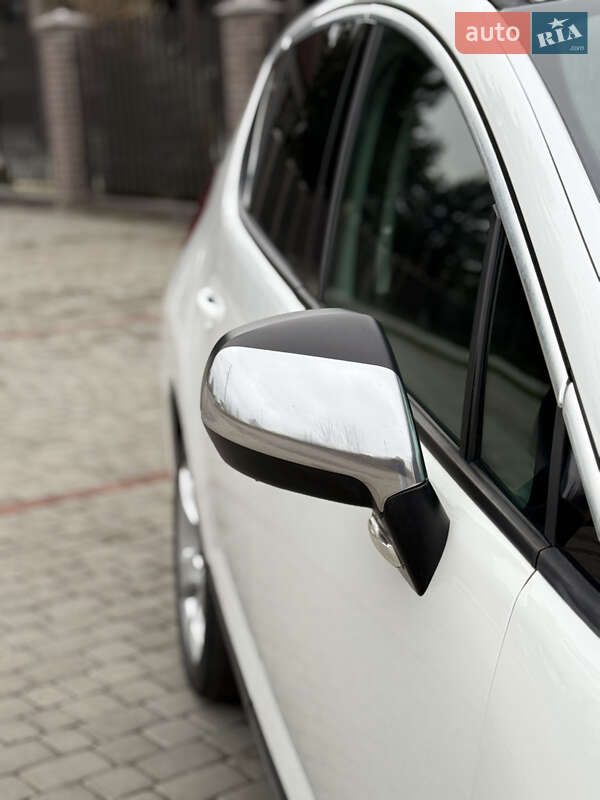 Позашляховик / Кросовер Peugeot 3008 2015 в Старокостянтинові