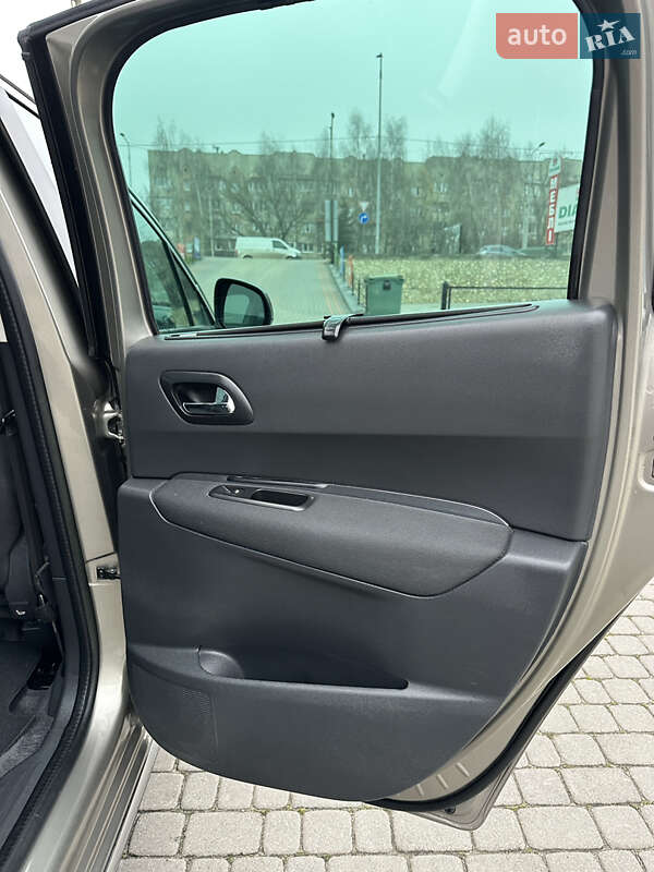 Внедорожник / Кроссовер Peugeot 3008 2014 в Тернополе