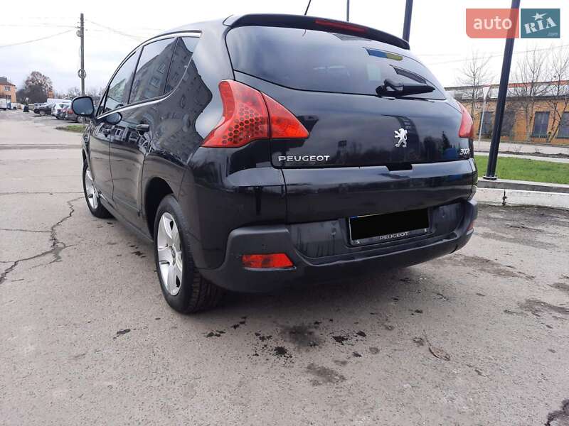 Позашляховик / Кросовер Peugeot 3008 2010 в Рівному