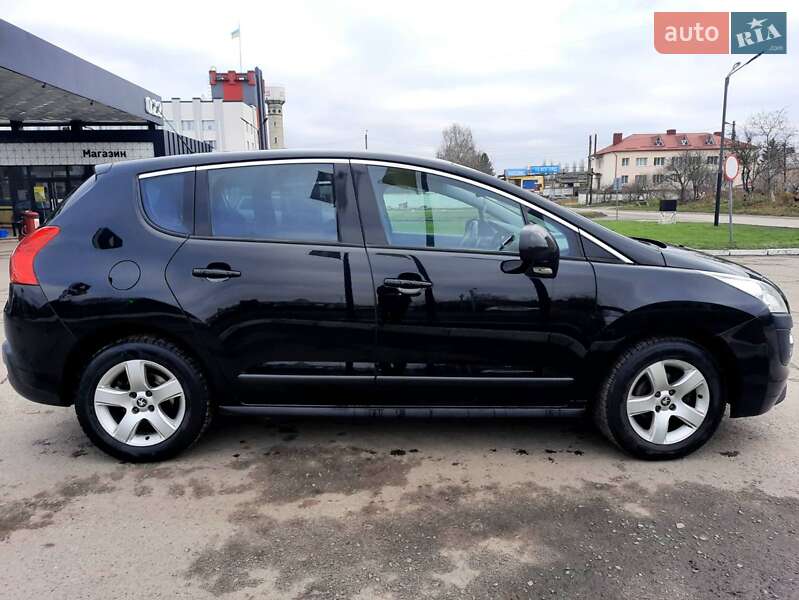 Позашляховик / Кросовер Peugeot 3008 2010 в Рівному
