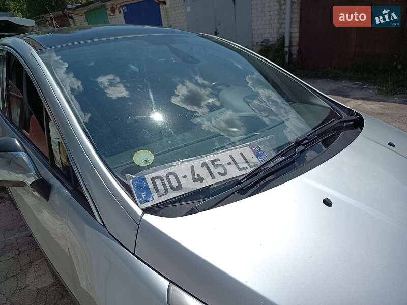 Внедорожник / Кроссовер Peugeot 3008 2015 в Вараше