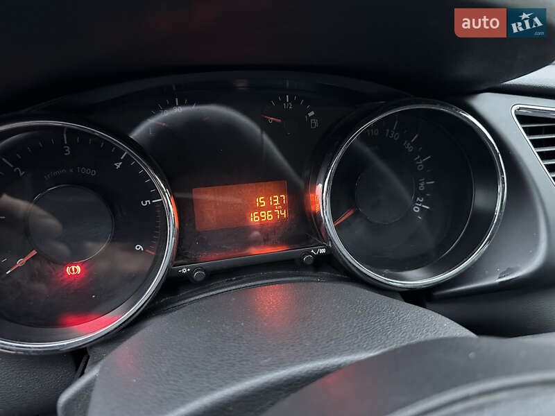 Внедорожник / Кроссовер Peugeot 3008 2015 в Львове фото 16 Внедорожник / Кроссовер Peugeot 3008 2015 в Львове