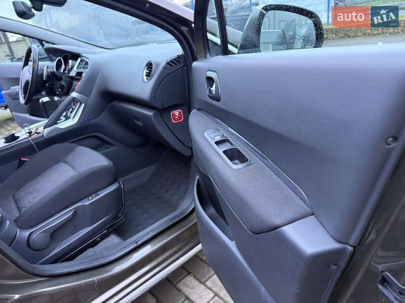 Внедорожник / Кроссовер Peugeot 3008 2011 в Черновцах фото 18 Внедорожник / Кроссовер Peugeot 3008 2011 в Черновцах