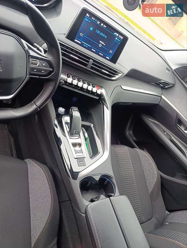 Внедорожник / Кроссовер Peugeot 3008 2019 в Бережанах