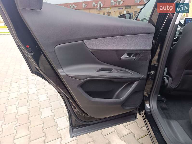 Внедорожник / Кроссовер Peugeot 3008 2019 в Бережанах