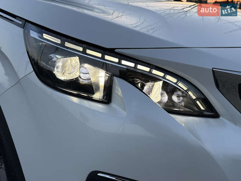 Внедорожник / Кроссовер Peugeot 3008 2017 в Львове фото 49 Внедорожник / Кроссовер Peugeot 3008 2017 в Львове