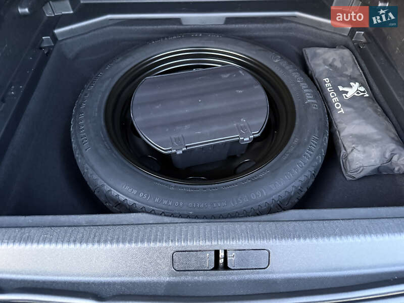 Внедорожник / Кроссовер Peugeot 3008 2017 в Львове фото 76 Внедорожник / Кроссовер Peugeot 3008 2017 в Львове