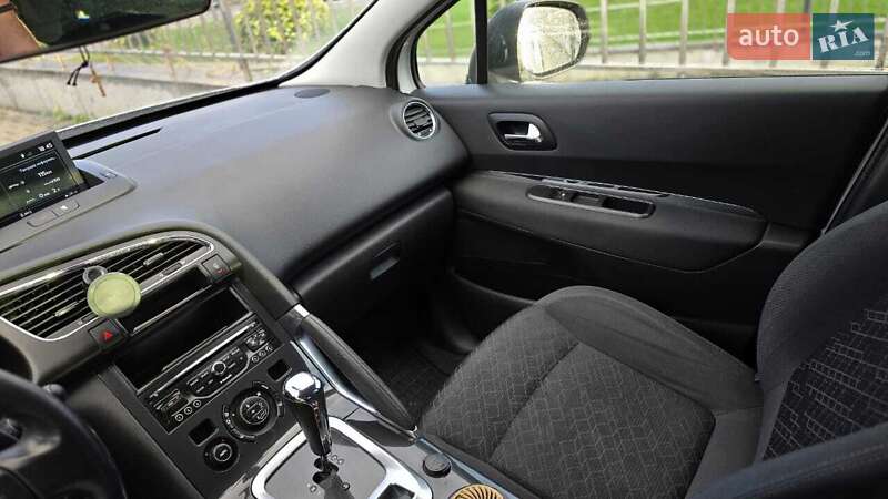 Внедорожник / Кроссовер Peugeot 3008 2014 в Львове фото 43 Внедорожник / Кроссовер Peugeot 3008 2014 в Львове