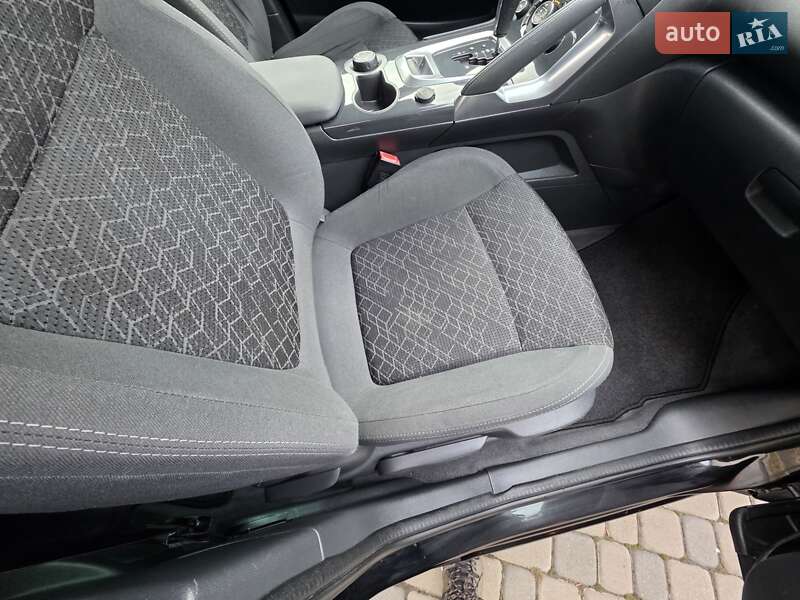 Позашляховик / Кросовер Peugeot 3008 2016 в Івано-Франківську