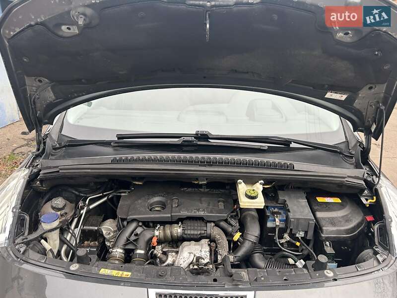 Внедорожник / Кроссовер Peugeot 3008 2012 в Ровно