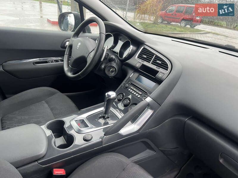 Позашляховик / Кросовер Peugeot 3008 2013 в Городенці
