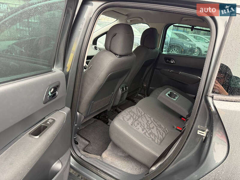 Позашляховик / Кросовер Peugeot 3008 2013 в Стрию