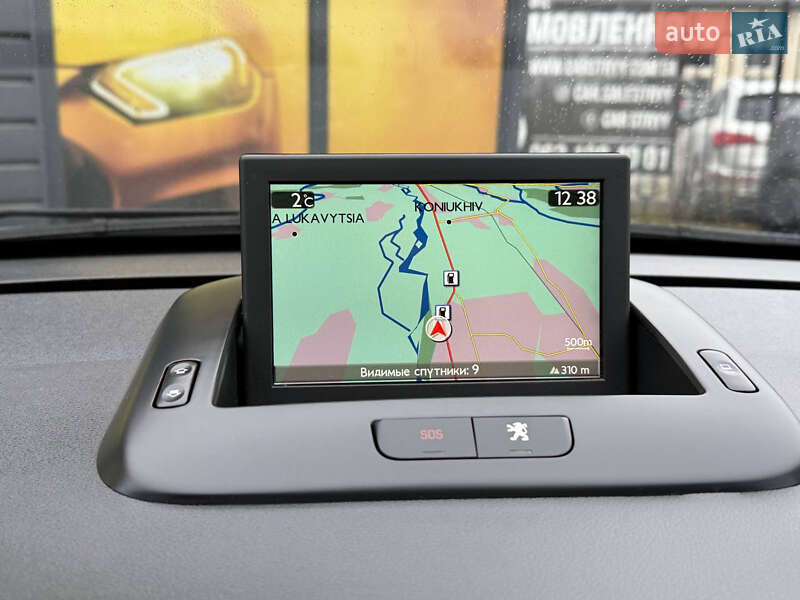 Позашляховик / Кросовер Peugeot 3008 2013 в Стрию