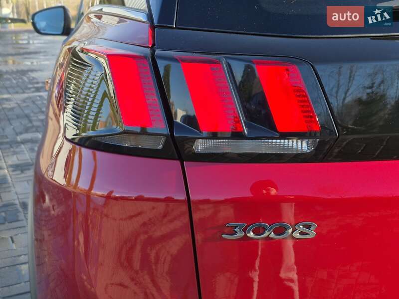 Позашляховик / Кросовер Peugeot 3008 2018 в Дубні