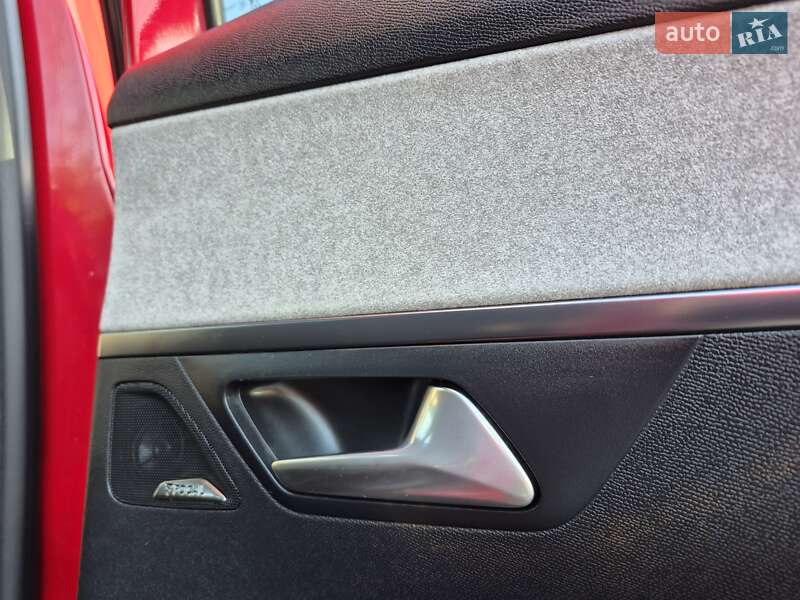 Позашляховик / Кросовер Peugeot 3008 2018 в Дубні