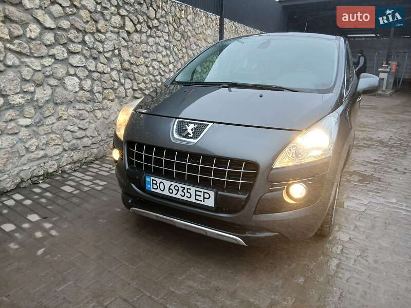 Peugeot 3008 2012