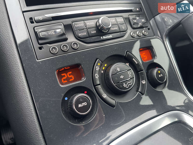 Позашляховик / Кросовер Peugeot 3008 2014 в Хмельницькому