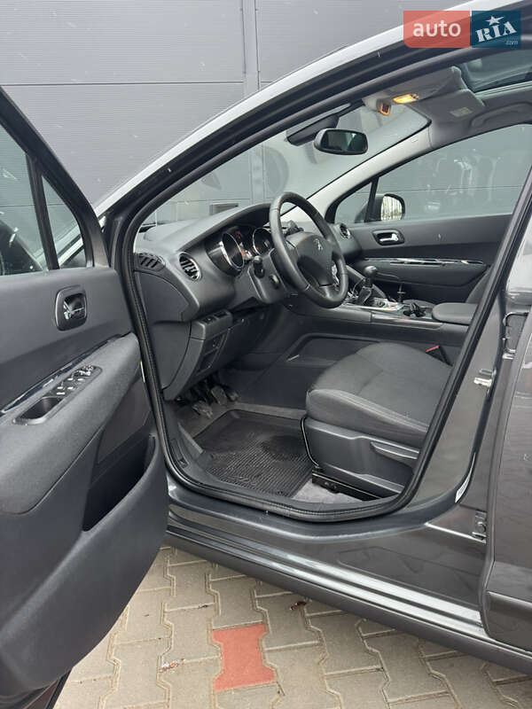 Позашляховик / Кросовер Peugeot 3008 2015 в Калуші