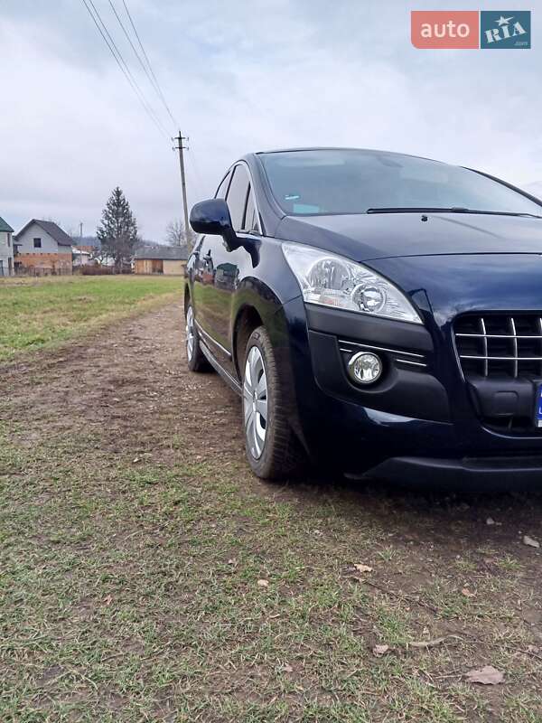 Позашляховик / Кросовер Peugeot 3008 2010 в Косові