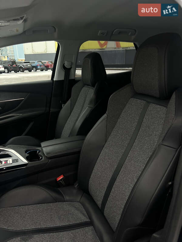 Позашляховик / Кросовер Peugeot 3008 2020 в Києві