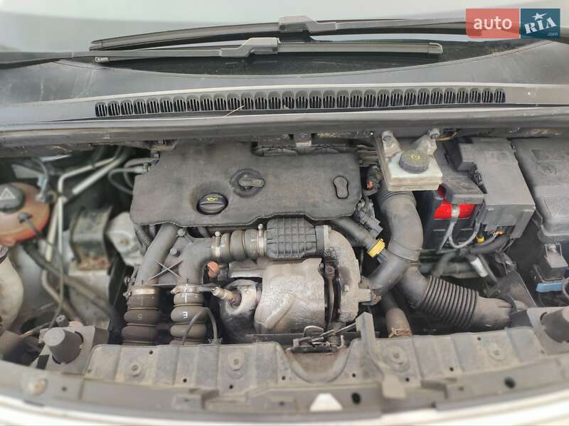 Позашляховик / Кросовер Peugeot 3008 2013 в Тернополі