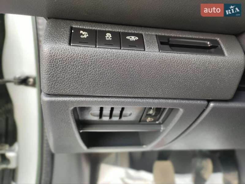 Позашляховик / Кросовер Peugeot 3008 2013 в Тернополі