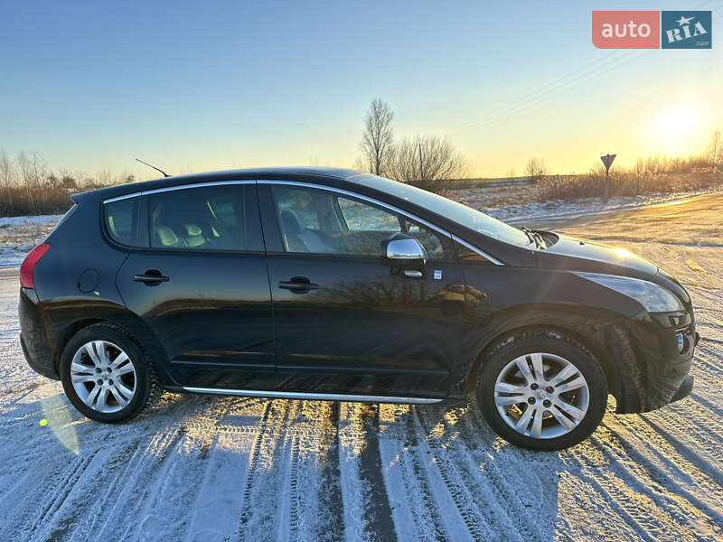 Позашляховик / Кросовер Peugeot 3008 2012 в Нововолинську фото 3 Позашляховик / Кросовер Peugeot 3008 2012 в Нововолинську