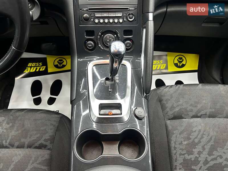 Позашляховик / Кросовер Peugeot 3008 2011 в Чернівцях