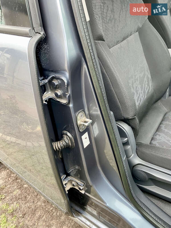 Внедорожник / Кроссовер Peugeot 3008 2011 в Згуровке