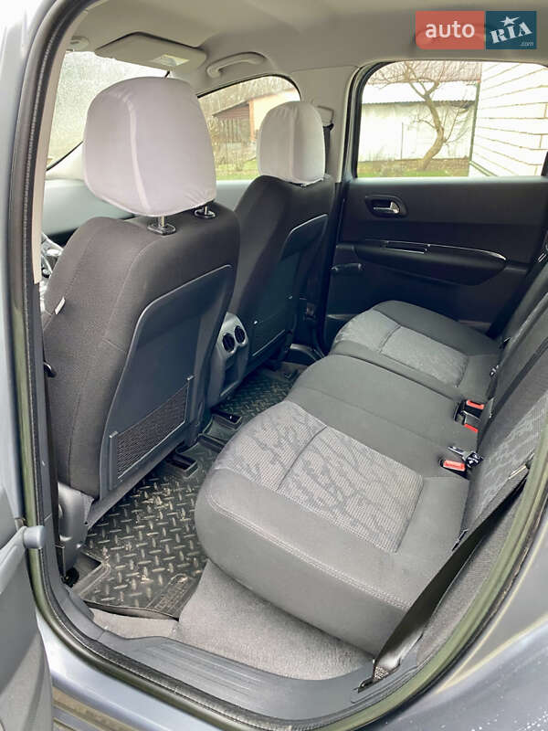 Внедорожник / Кроссовер Peugeot 3008 2011 в Згуровке