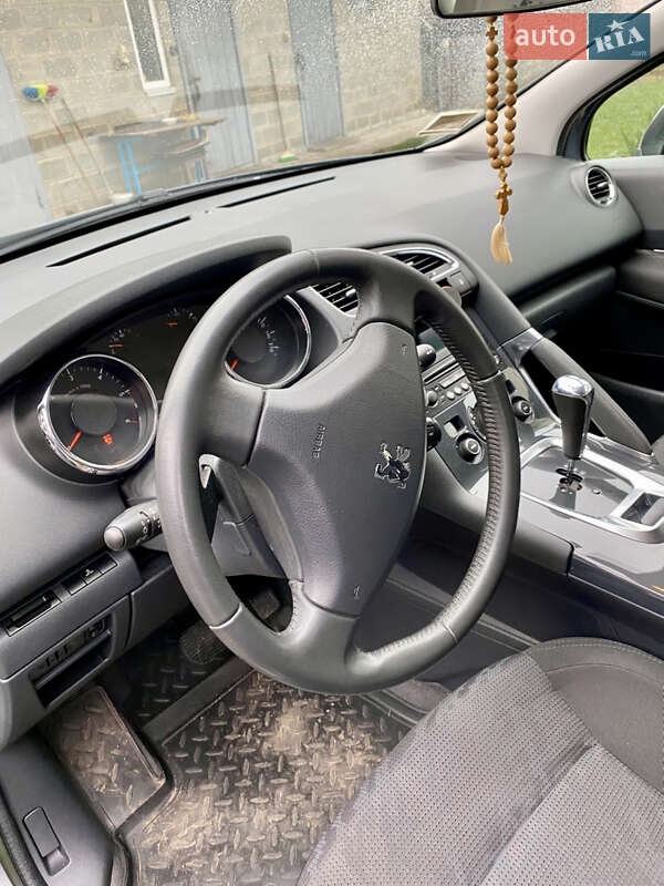 Внедорожник / Кроссовер Peugeot 3008 2011 в Згуровке