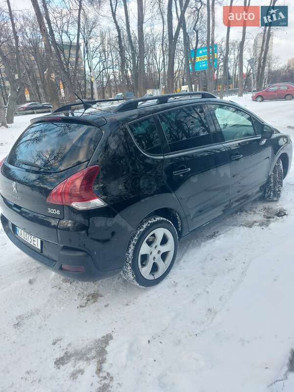 Внедорожник / Кроссовер Peugeot 3008 2015 в Киеве