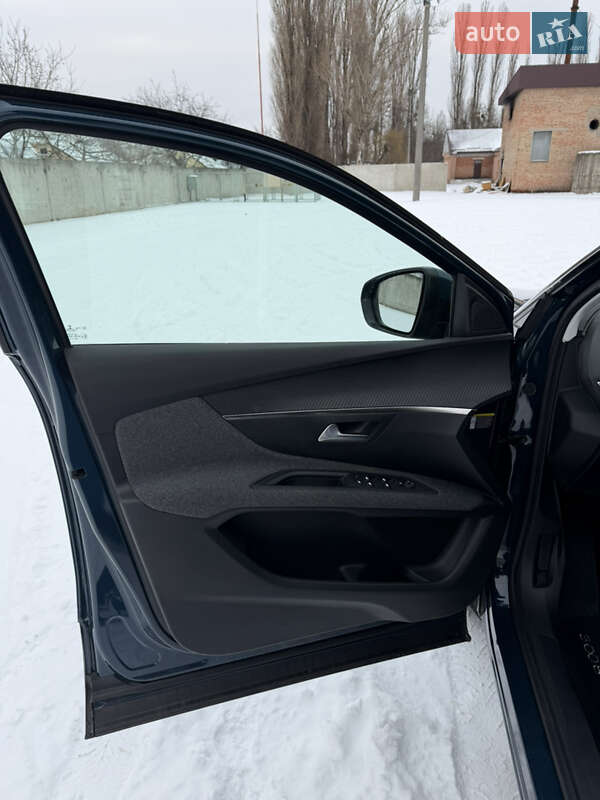 Позашляховик / Кросовер Peugeot 3008 2021 в Черкасах