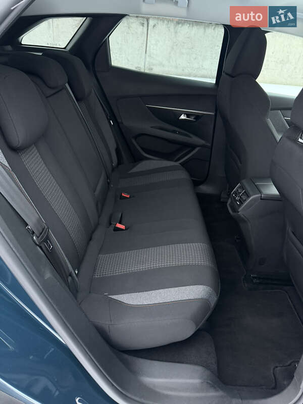 Позашляховик / Кросовер Peugeot 3008 2021 в Черкасах