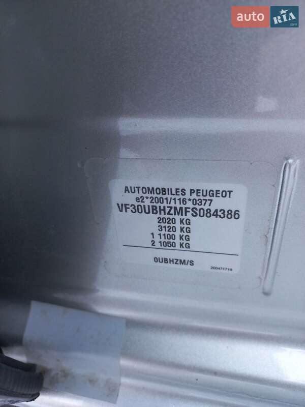 Позашляховик / Кросовер Peugeot 3008 2015 в Тернополі