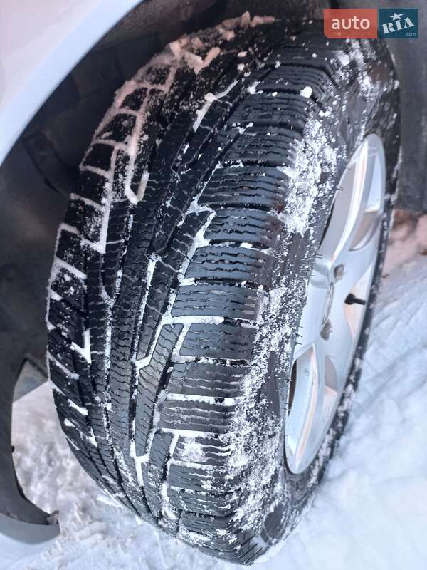 Позашляховик / Кросовер Peugeot 3008 2015 в Тернополі