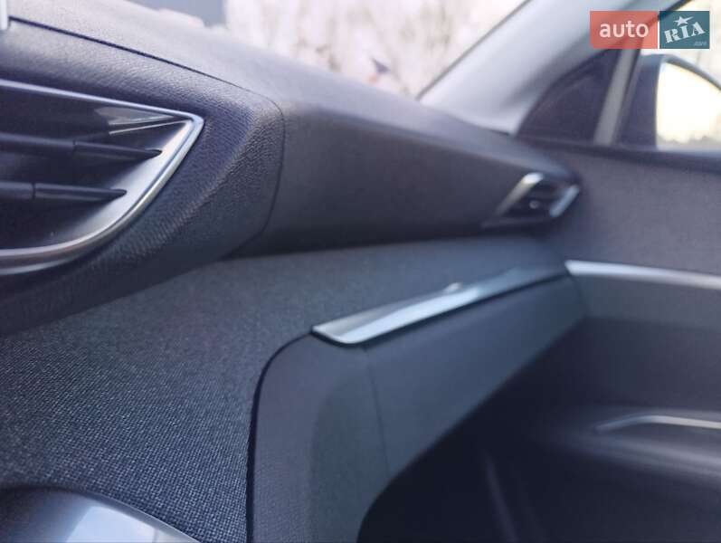 Позашляховик / Кросовер Peugeot 3008 2019 в Тернополі фото 42 Позашляховик / Кросовер Peugeot 3008 2019 в Тернополі